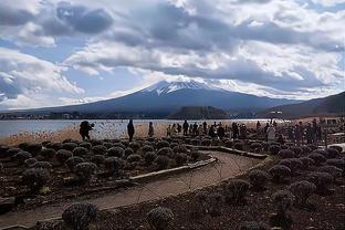 功亏一篑！安芬尼-西蒙斯空砍全场最高41分外加4板7助 失关键上篮